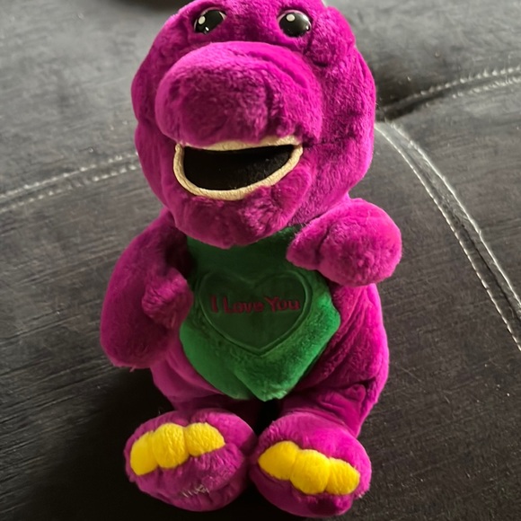 Barney Toys Vintage From The 99s Singing Barney The Purple Dinosaur